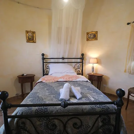 La Collinetta Farm stay *